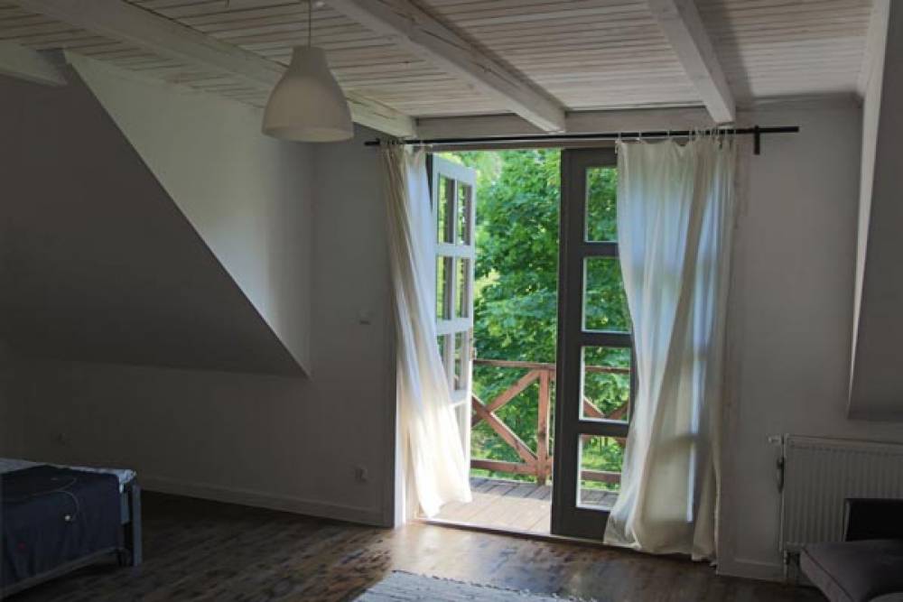 Pokój szary z tarasem